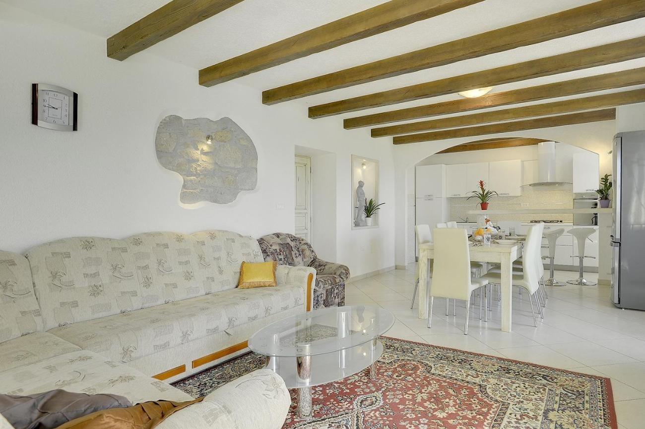 Villa Bella Lupoglav  外观 照片