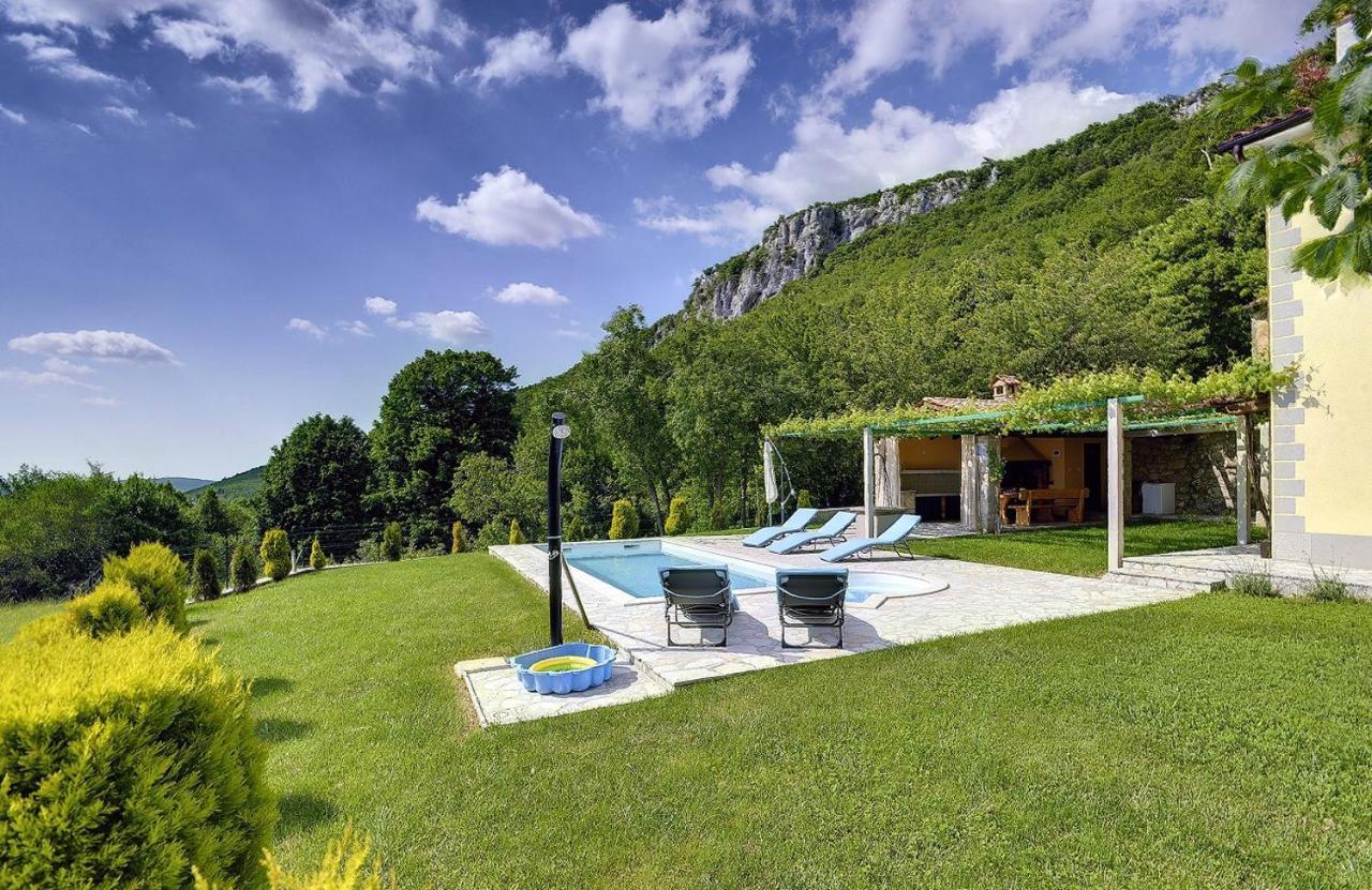 Villa Bella Lupoglav  外观 照片